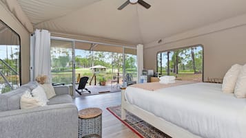 3 bedrooms, bed sheets