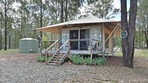 Exterior - Semillon - Pokolbin Glamping uniquely showcases area's beauty for 2 (Pokolbin)