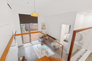 Interior - Loft Retreat (Auckland)