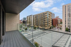 Property grounds - Vibrant One Bed Apartment in Wembly by MySquare (Wembley Park)