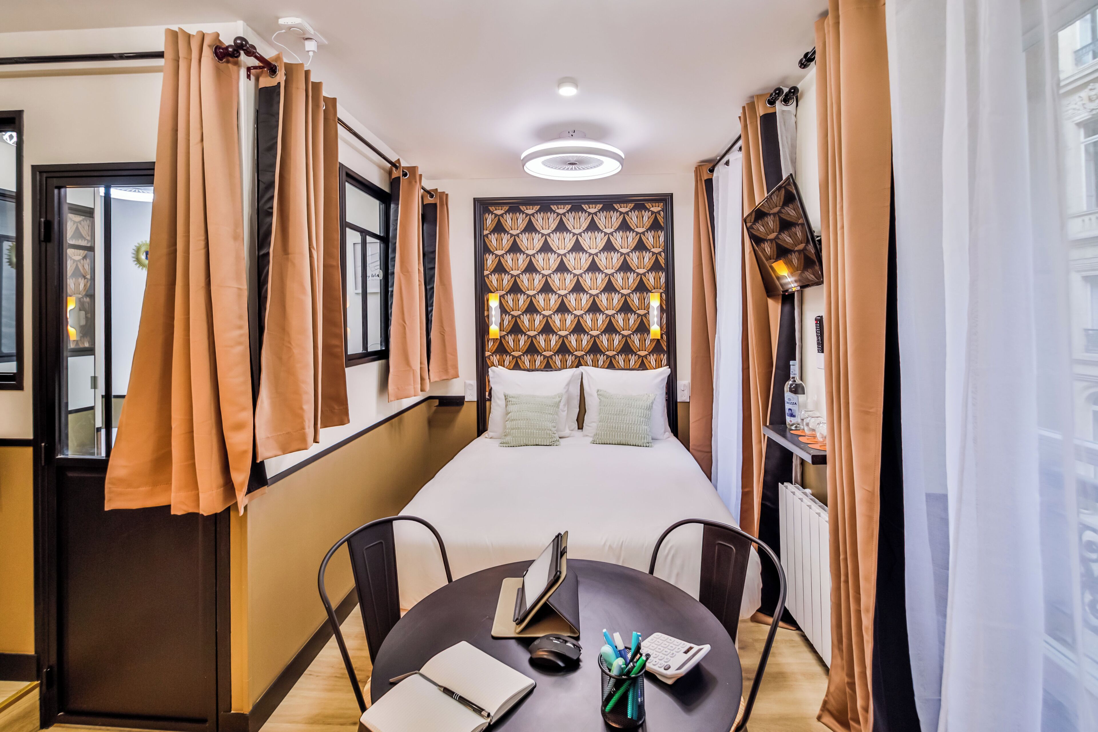 In-room safe, iron/ironing board, free WiFi