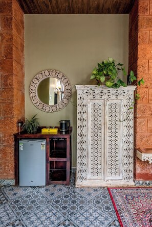 Laptop workspace, free WiFi -  CosmicStays Tamhini Nature Retreat (Paud)