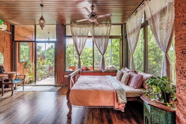 Deluxe Single Room, Balcony, Garden View | Laptop workspace, free WiFi - CosmicStays Tamhini Nature Retreat (Paud)