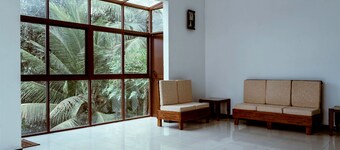 Lake wind villa