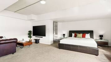 1 bedroom, iron/ironing board, free WiFi, bed sheets