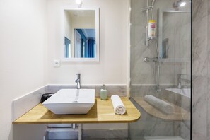 Studio | Bathroom - WS Champs Elysées - Ponthieu (Paris)