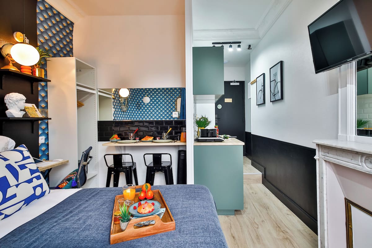 Studio | Zimmersafe, Bügeleisen/Bügelbrett, kostenloses WLAN