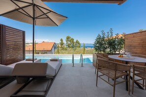 Comfort Room Sea View | Balcony view