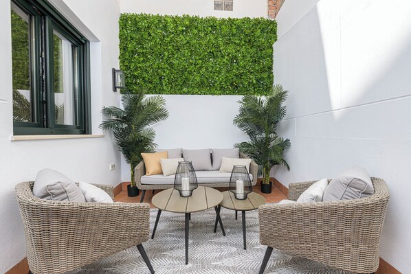 Deluxe Apartment | Terrace/patio - Solaga - Cinteria (Málaga)