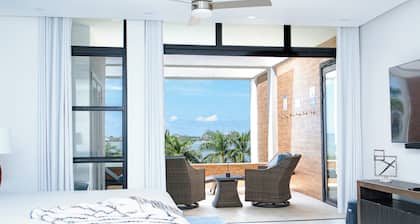 Welcome N/H Villa Paradise in enchanting Reading, Montego Bay with AC, Gym, WiFi