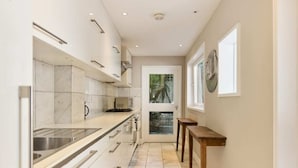 Exterior - The Chelsea Retreat - Outstanding 5bdr House With Garden (London)
