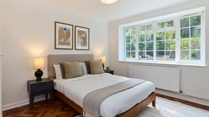 Unclassified image, 4 of 22, button - The Wandsworth Wonder - Comfortable 2bdr Flat (London)