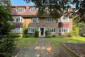 Exterior - The Wandsworth Wonder - Comfortable 2bdr Flat (London)