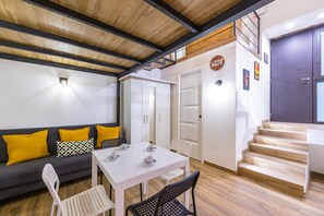 Apartment | 1 bedroom - Industrial Ground Floor Studio by Wonderful Italy (Naples)