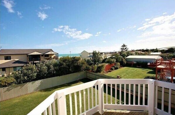 Property grounds - Alton Seas 67 Hargreaves Rd, Middleton (Middleton)