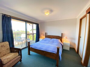 3 bedrooms