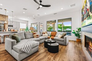 TV, fireplace, ping pong - Breakfast Club/100k Game Room (Indio)