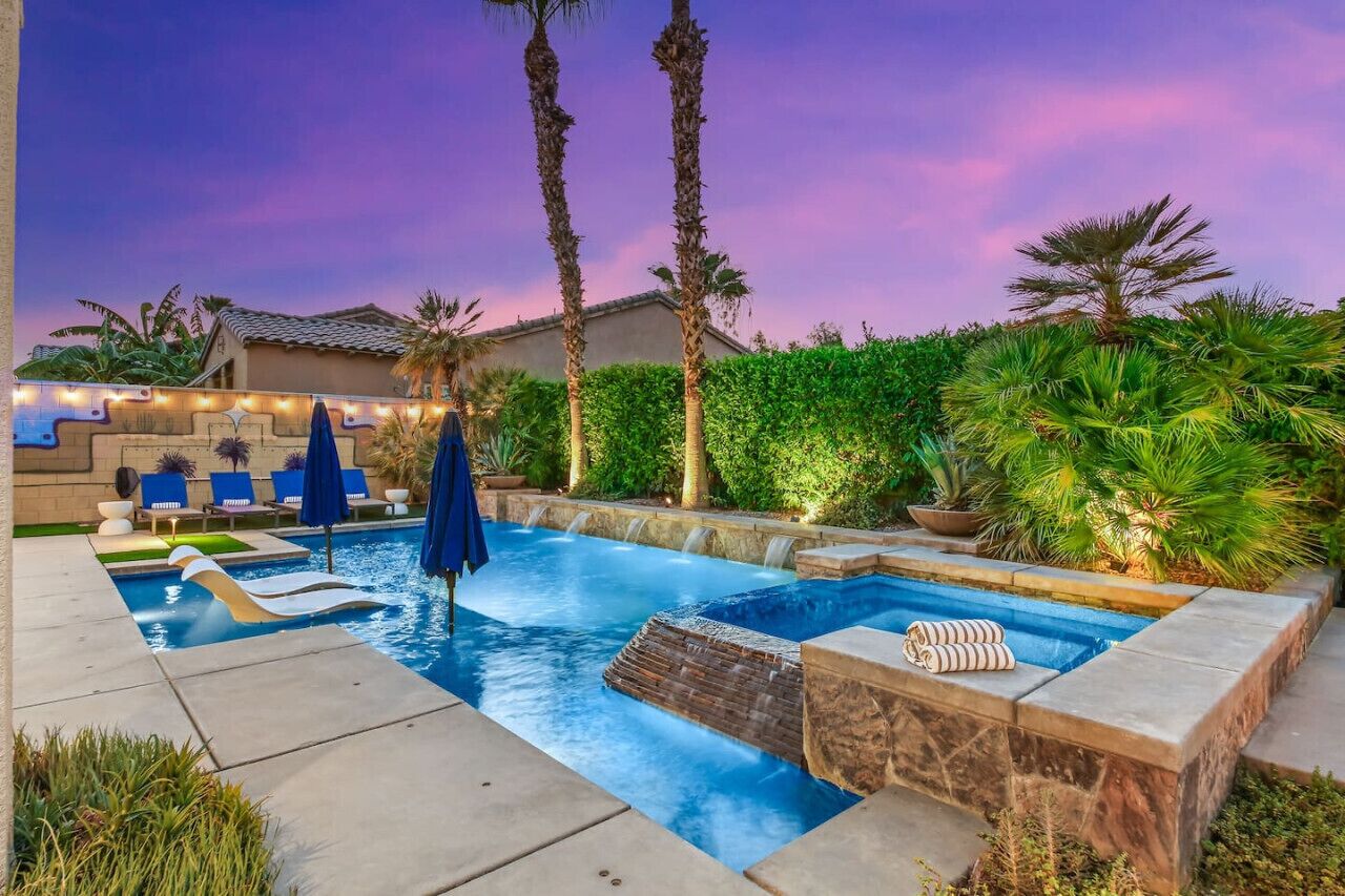 Et oppvarmet basseng