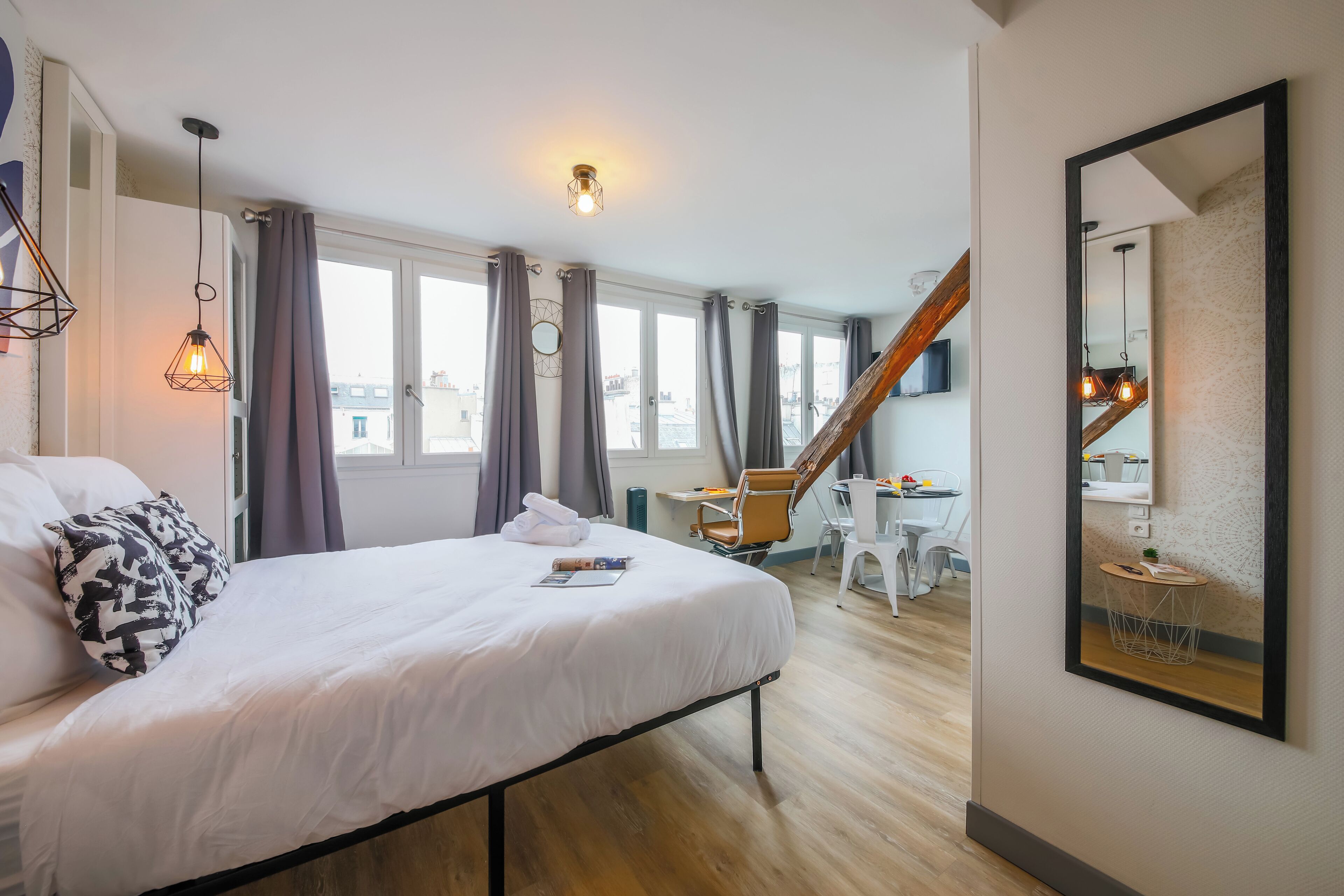 公寓 | 客房内保险箱、隔音、熨斗/熨衣板、免费 WiFi