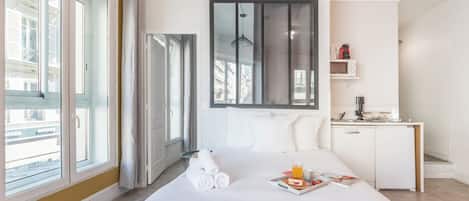 Desayuno continental (EUR 12 por persona)