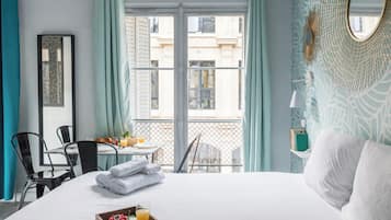 Apartment | In-room safe, iron/ironing board, free WiFi