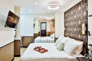 開放式客房 | 房內夾萬、熨斗/熨衫板、免費 Wi-Fi