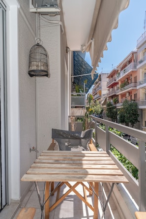 Superior Apartment, 2 Bedrooms, Kitchen, City View | Balcony - Modern Apartment in Thiseio with Balcony (Athens)