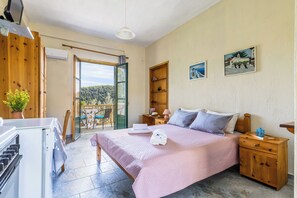 1 dormitorio, tabla de planchar con plancha, wifi gratis y ropa de cama