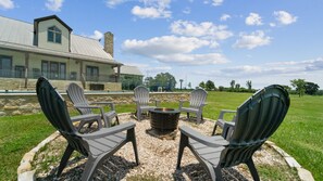 Terrace/patio - Hidden Gem: Spacious Countryside Retreat w/ Pool (New Ulm)