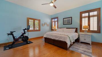 3 habitaciones, cuna de viaje, wifi y ropa de cama