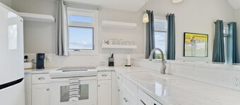 Hidden Gem: Countryside Retreat w/ Pool