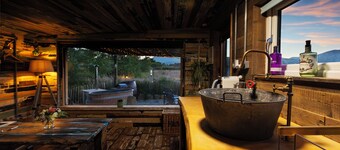 Romantic Rural Retreat - Rustic Cabin in the Mournes with Private Hot Tub