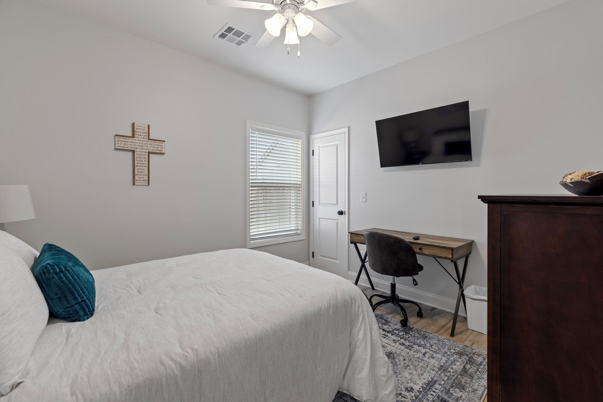 3 chambres, fer et planche à repasser, Wi-Fi