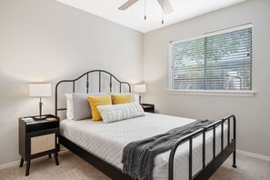 3 bedrooms, desk, iron/ironing board, travel crib