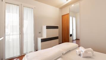 2 Schlafzimmer, Bügeleisen/Bügelbrett, kostenloses WLAN, Bettwäsche