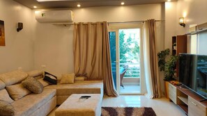 Apartment | Living area