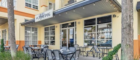 Apartment, Mehrere Betten (Topsail Village 322) | Speisen im Freien