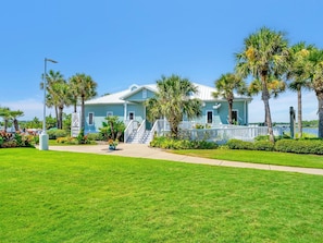 Condo, 1 Queen Bed (Pinnacle Port A-305) | Exterior