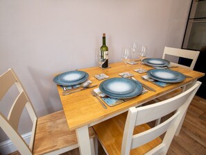 تناول الطعام