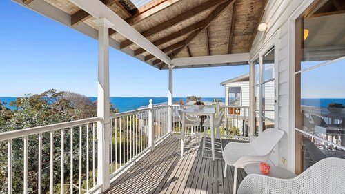 Illawong - A stunning double-storey townhouse