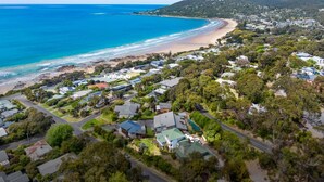 Beach - Illawong (Lorne)
