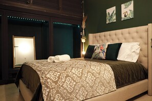 3 habitaciones, tabla de planchar con plancha, wifi y ropa de cama 