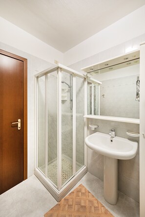 Condo, Patio, Lake View | Bathroom - Residence Giardino 3 by Wonderful Italy (Soiano del Lago)