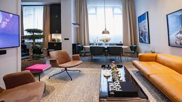 Maison mitoyenne Luxe, 2 chambres | Coin séjour | TV connectée de 55 cm avec chaßnes numériques, Netflix