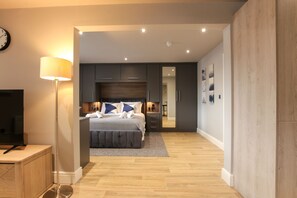 Superior Studio, Accessible, Private Bathroom (Reynolds(4)) | Interior - The Ironworks Aparthotel (Telford)