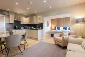 Comfort Apartment, Ensuite, Courtyard View (Wilkinson(10)) | Interior - The Ironworks Aparthotel (Telford)