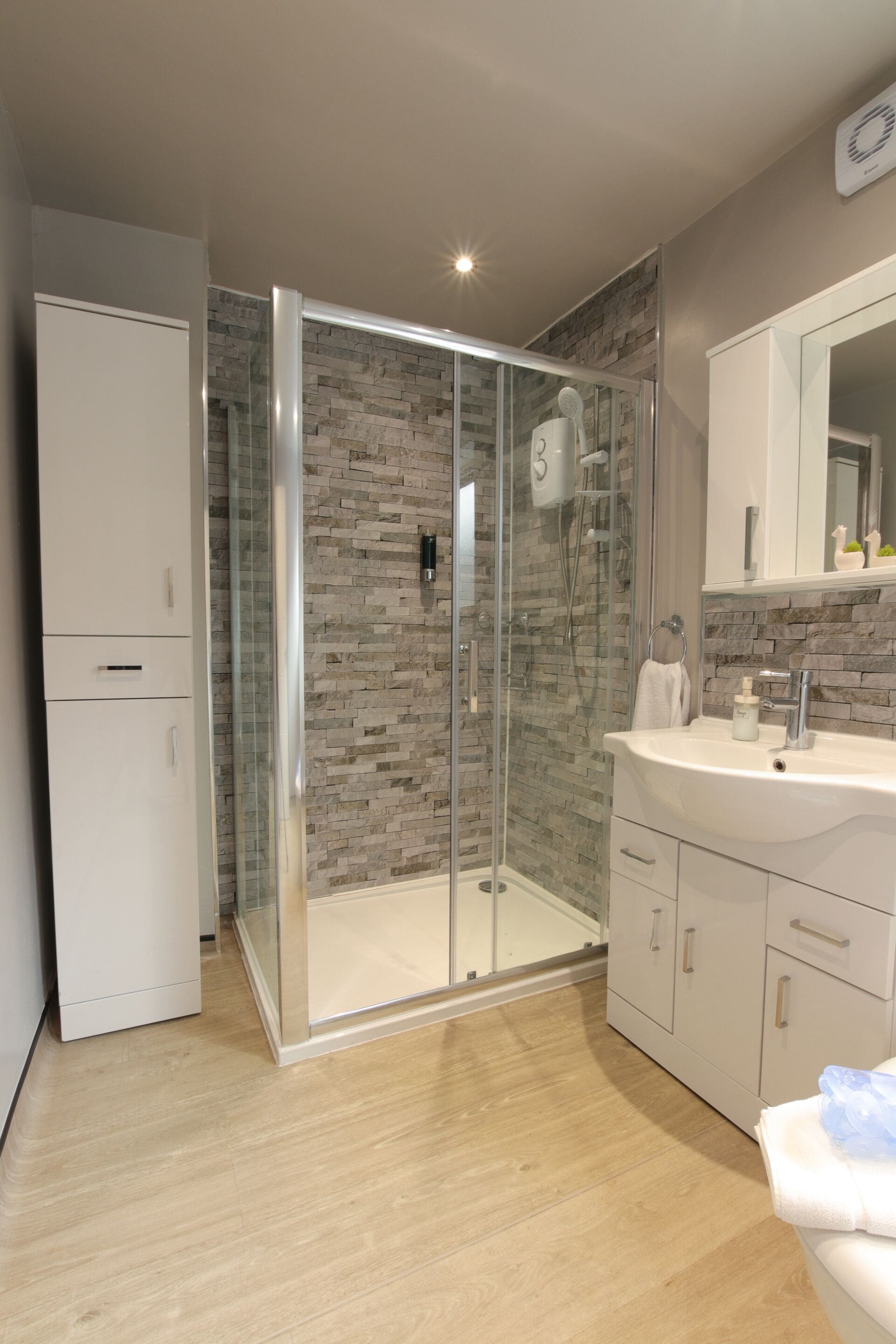 Superior Studio, Accessible, Private Bathroom (Reynolds(4)) | Interior