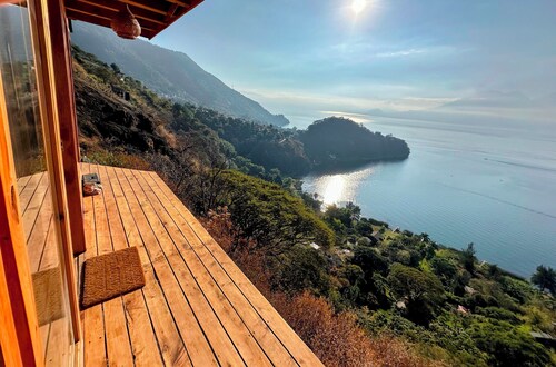 The Chalet - 4 bedrooms - stunning lakeviews