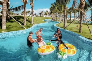Outdoor pool, a heated pool - Chic hotel suite with WiFi, fitness room , infinity pool in delightful Cam Ranh (dao Cam Ranh)