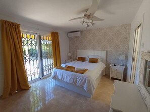 5 bedrooms, iron/ironing board, travel cot, WiFi